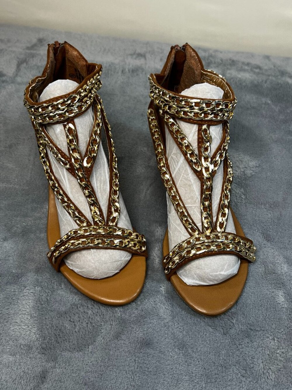 NWOB Bolaro by Summer Rio metalic chain, cork wedge sandals size 6